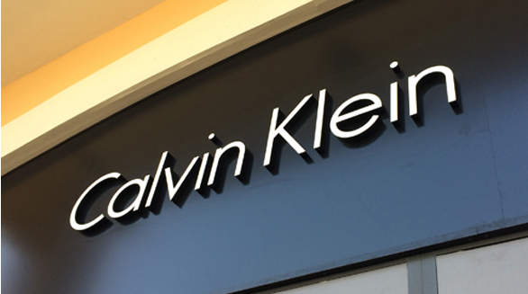 Буквы со световым лицом Calvin Klein